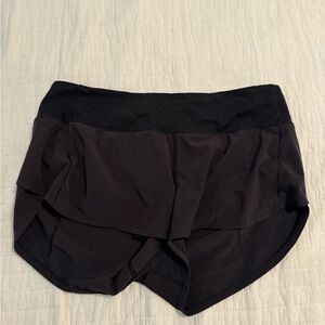 lululemon athletica Black Athletic Shorts low rise 2.5 inch